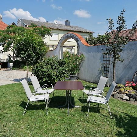 Ferienwohnung Gästehaus Anita Breitenbrunn  Exterior foto